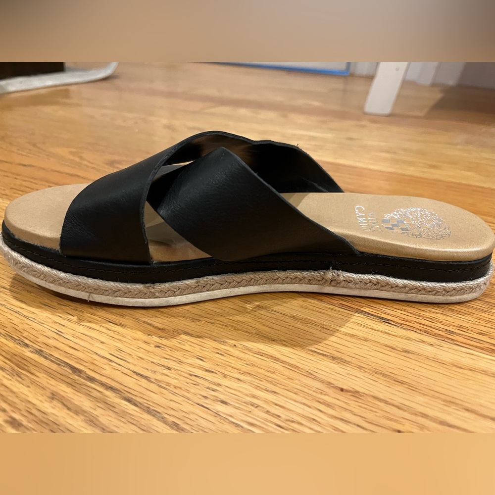 Vince Camuto size 8 black slide sandals